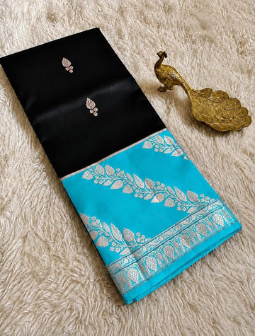 Elegant Kanchipuram Tussar Silk Saree with Floral Zari Weaving