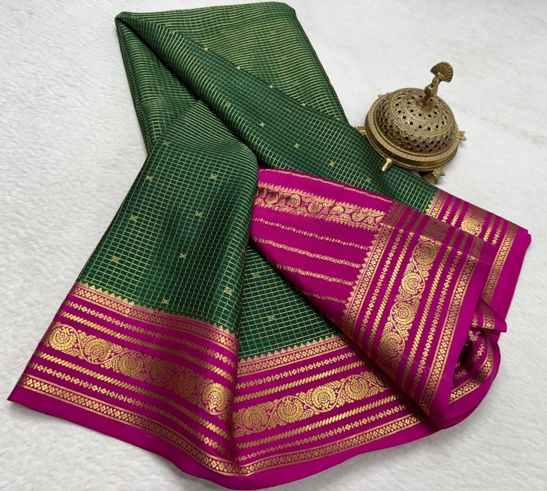 Buy Magenta Classic Kanchipuram Mysore Crepe Silk Saree